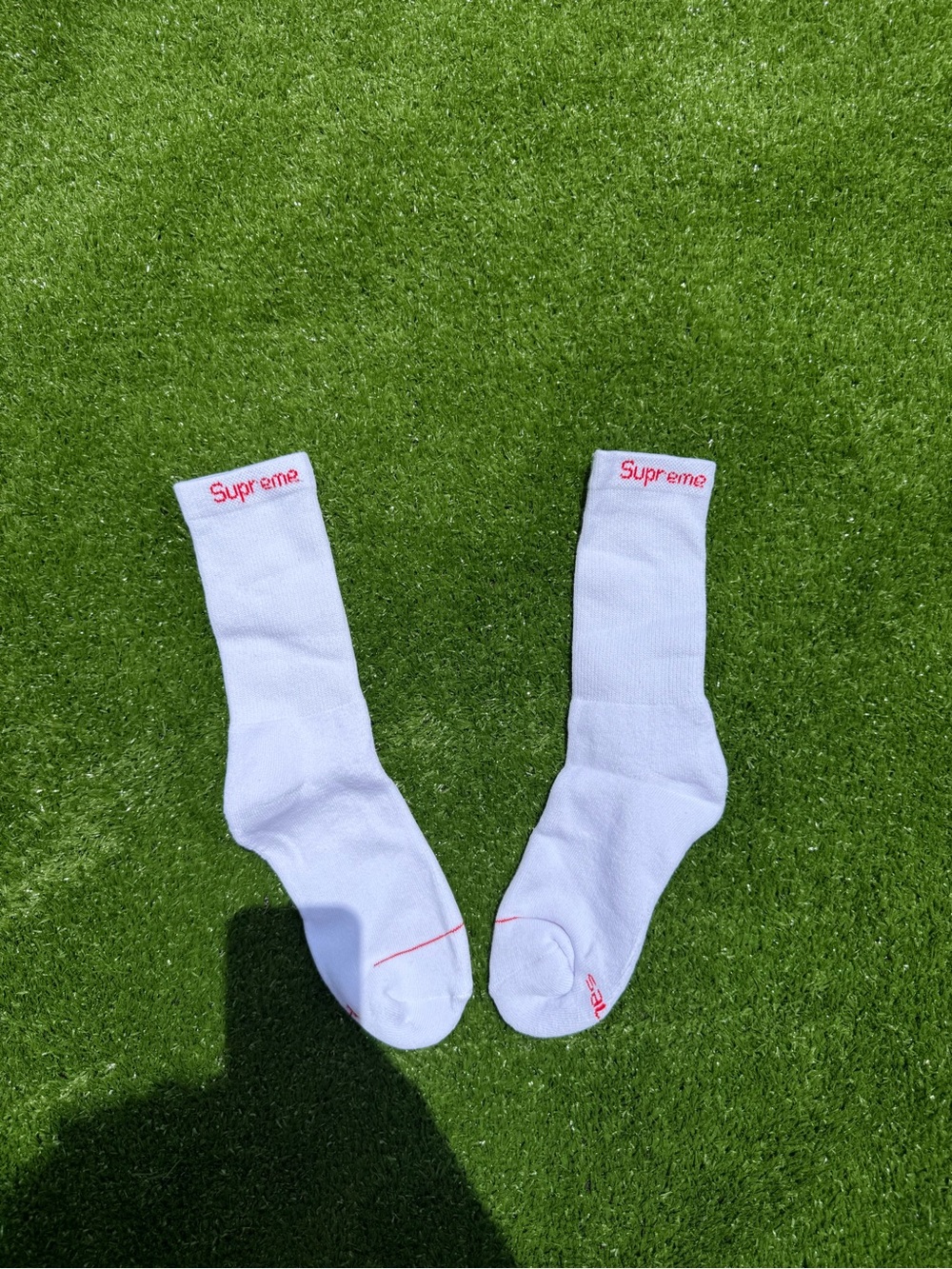 (Paying for a 4 pack) white supreme socks